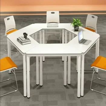 M101 grupinis konsultavimas trapecijos formos derinys, stalai ir kėdės šešiakampe mokymo lentelėje veikla klasėje studentų stalo splici